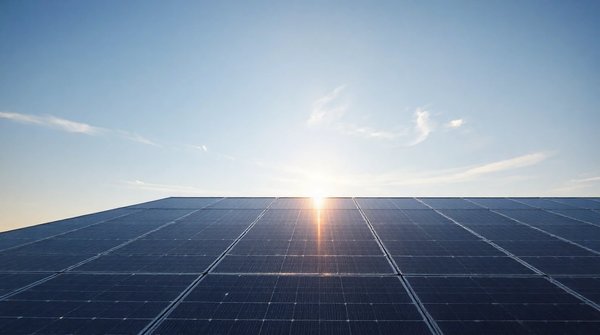 Panneaux solaires photovoltaïques : découvrez les avantages énergétiques
